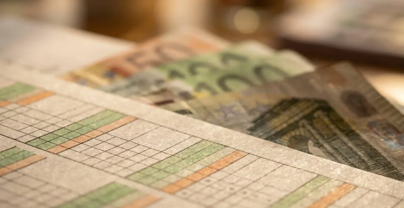 Illustration de la stratégie de rachat programmé optimisé fiscalement pour générer des revenus complémentaires.
